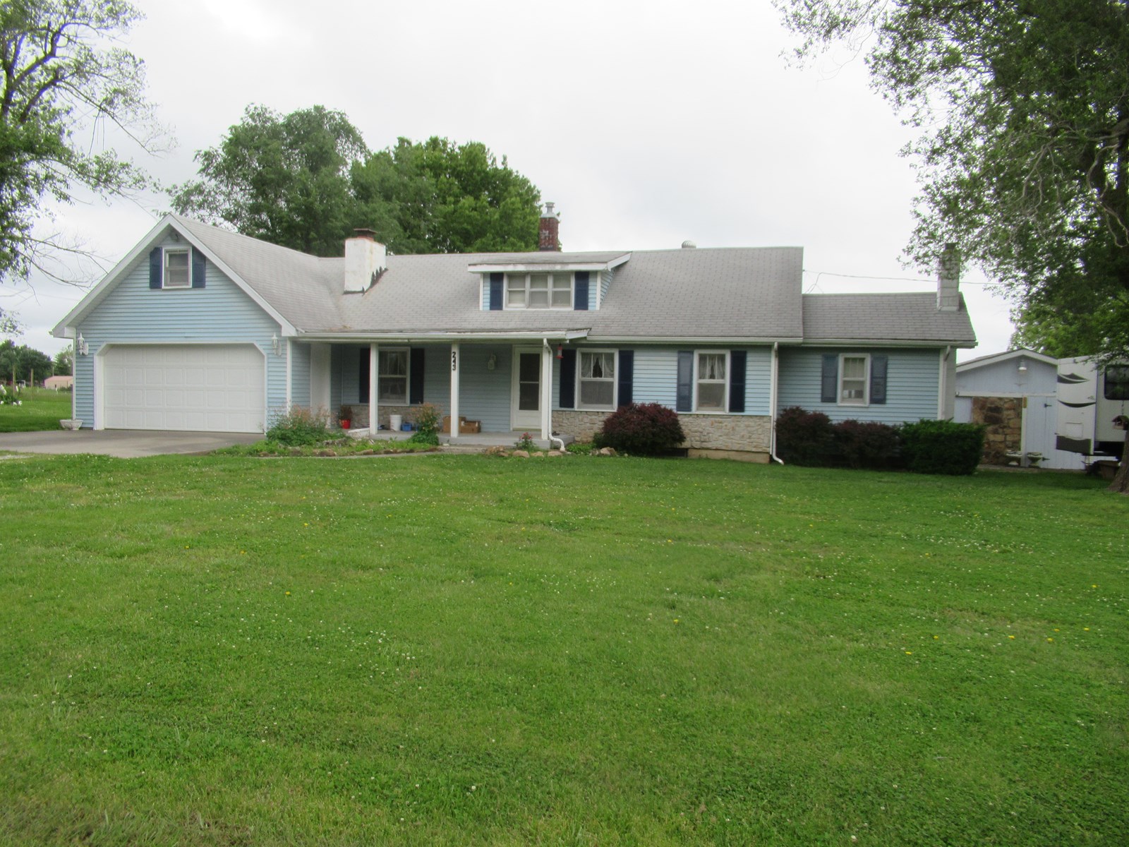 Nice Home For Sale In Dadeville, Mo.