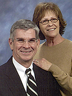 United Country/Lowe Realty - Rodney Lowe, Broker, Nancy Lowe, Sales Associate/Office Manager